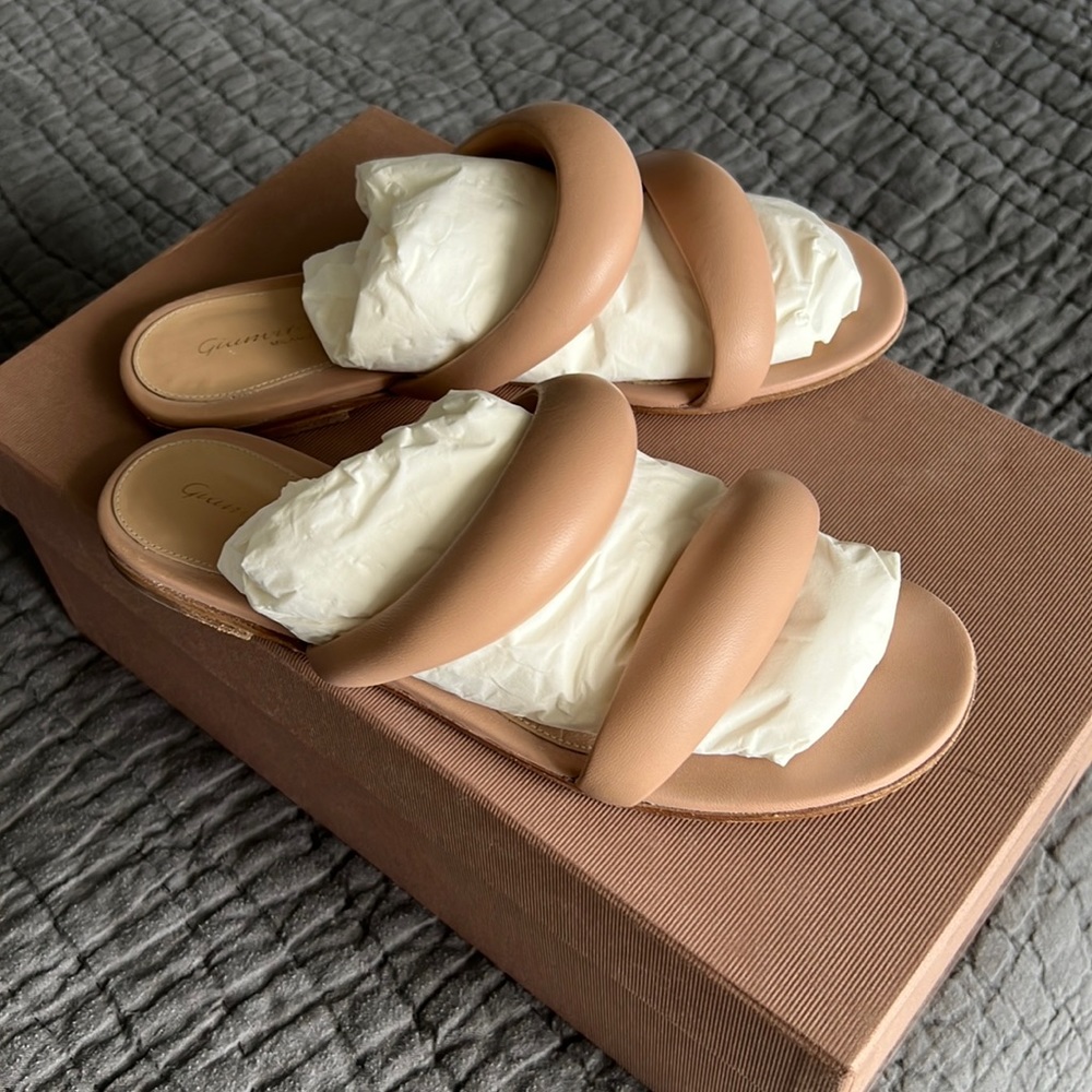 Gianvito nude leather sandals